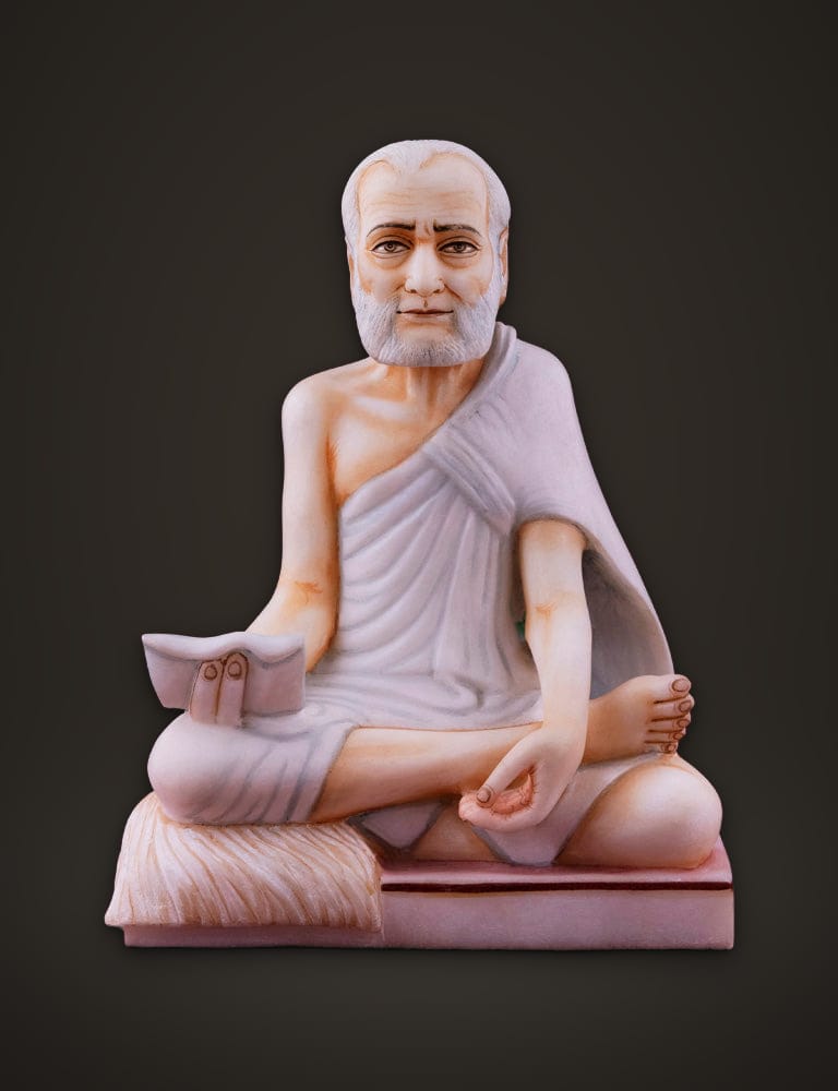 Rajendra Suri Maharaj in Marble 9 inch, front view